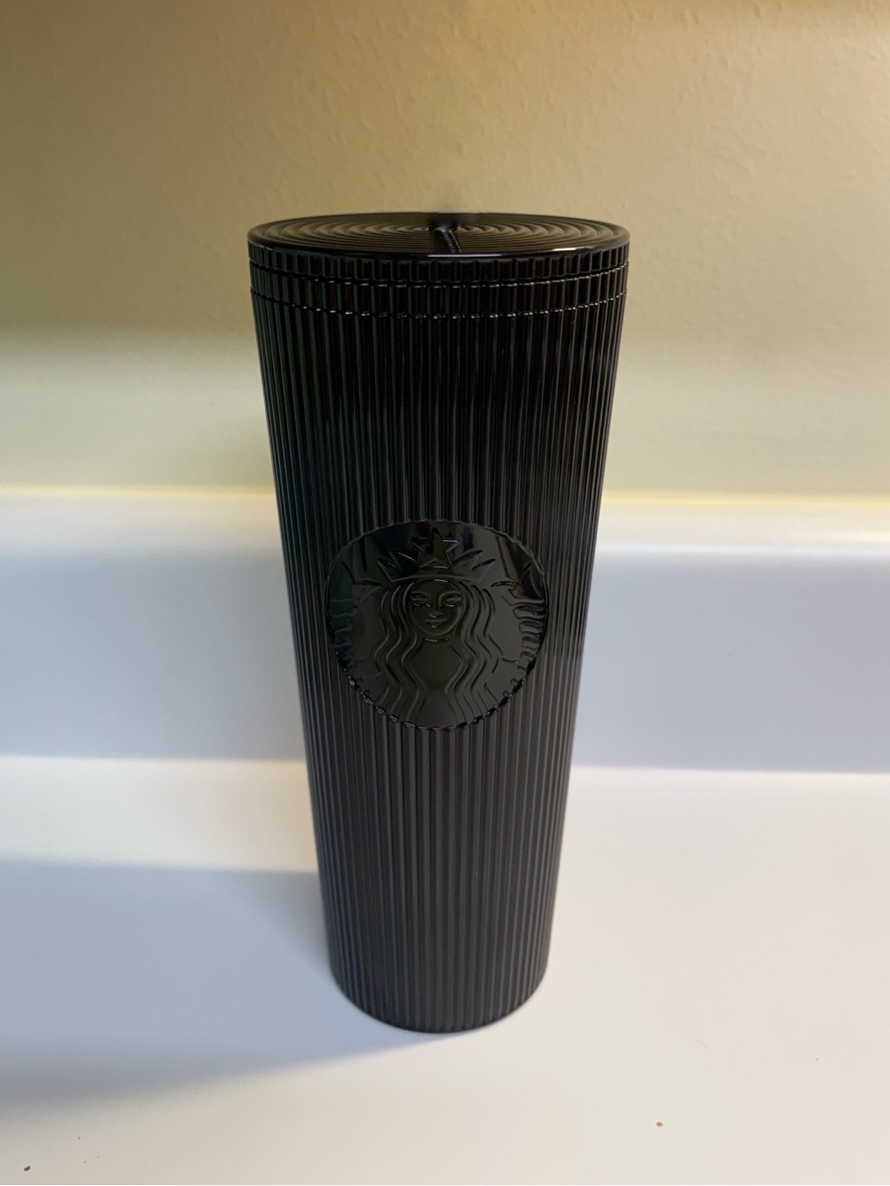 2023 Starbucks 24 oz Venti Cold Cup